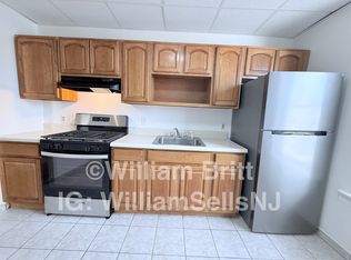 179 W 48th St #6A, Bayonne, NJ 07002
