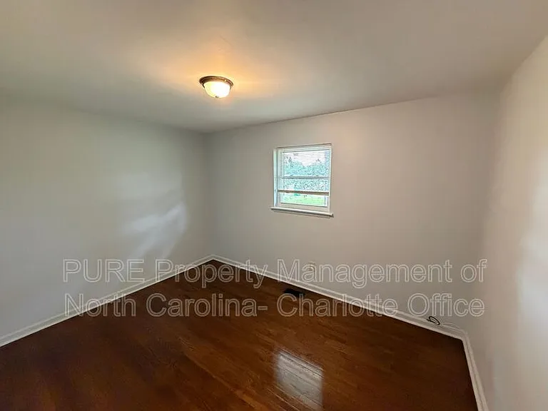 2429 Galloway Rd — Photo 24