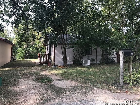 3rd image of 310 S Brackenridge