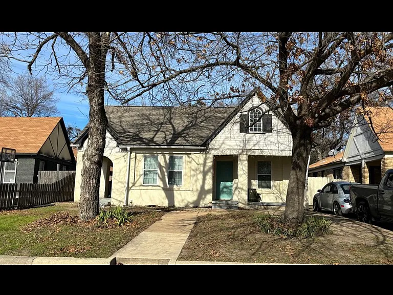 2713 Carter Ave #A — Photo 3