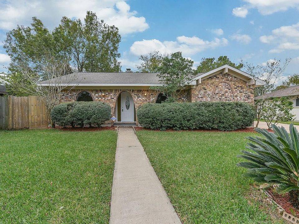 1st image of 10622 Sageburrow Dr