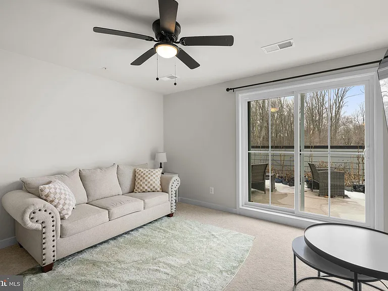 10706 Larkswood St — Photo 29