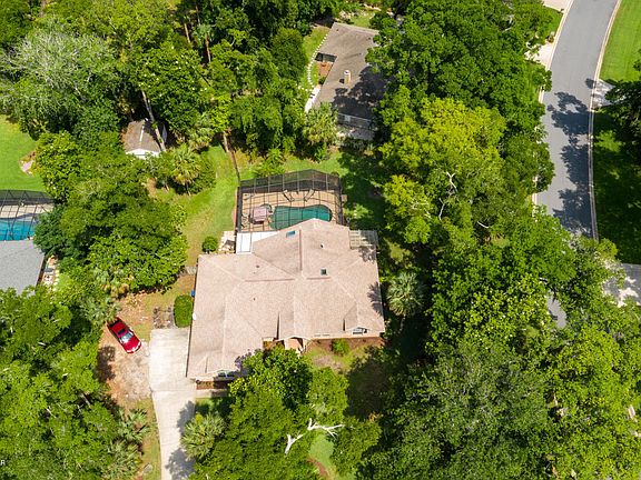 4th image of 4043 N Chinook Ln