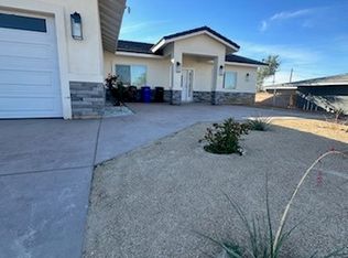 23491 Wren St, Apple Valley, CA 92308