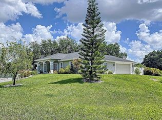 1459 Jabara Cir, Labelle, FL 33935