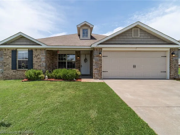 309 Colony Ct, Barling, AR 72923