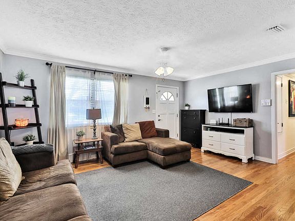 3rd image of 7305 Hielo Dr