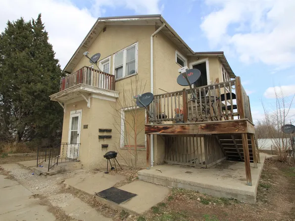 715 Valley St, Minot, ND 58701