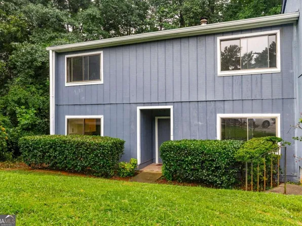 933 Pine Oak Trl, Austell, GA 30168