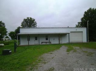 57 Albino Rd, Ava, IL 62907