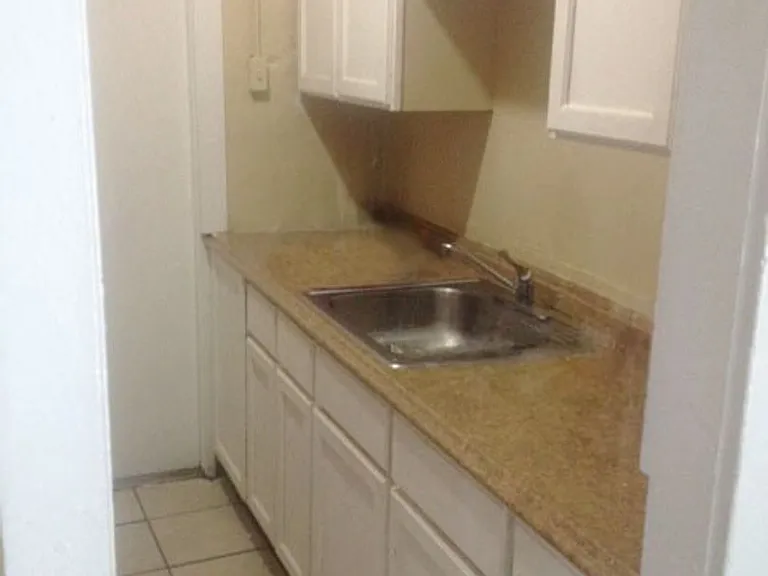 414 NW 14th Ave — Photo 8