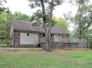 824 Pigeon Hollow Ln, Mountainburg, AR 72946