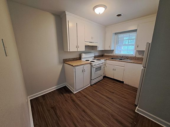 3rd image of 5225 Shattalon Dr #17