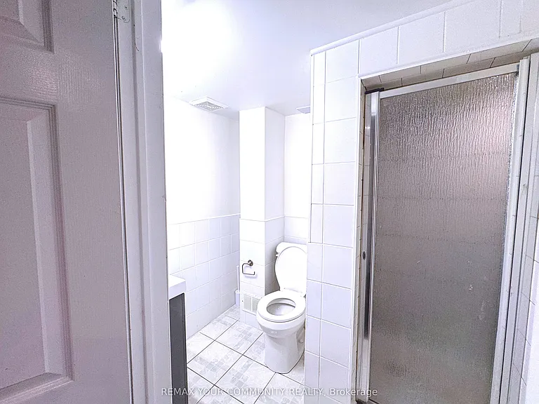 1564 Marshcourt Dr #LOWER — Photo 9