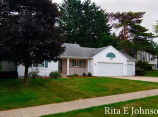 6950 Scott Lake Trl NE, Comstock Park, MI 49321