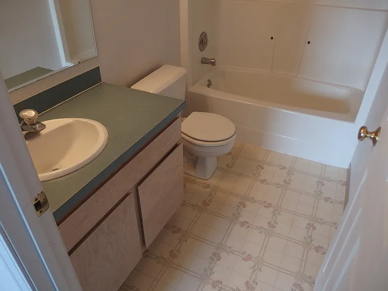 1443 Northwood Dr — Photo 9