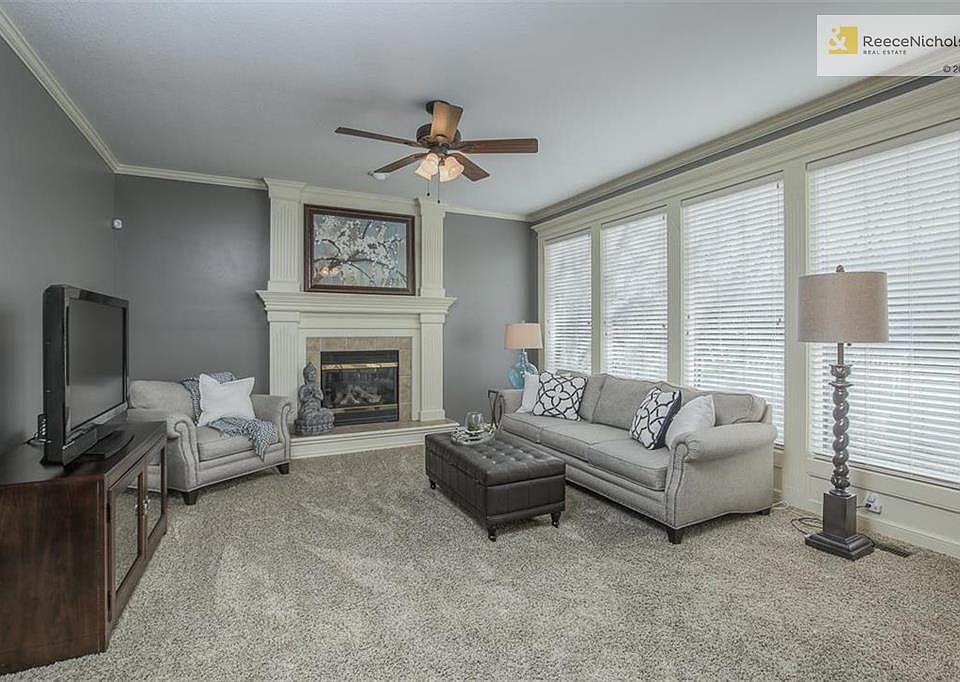 1st image of 187 NE Misty Meadow Dr