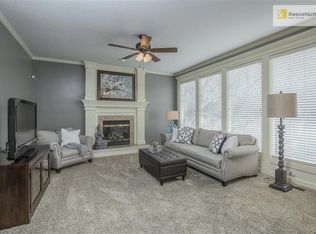 187 NE Misty Meadow Dr, Lees Summit, MO 64064