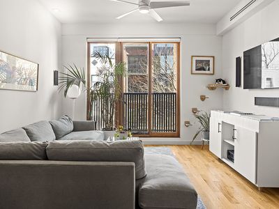 64 Stanhope St #2A, Brooklyn, NY, 11221