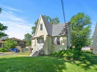 10950 S Nagle Ave, Worth, IL 60482
