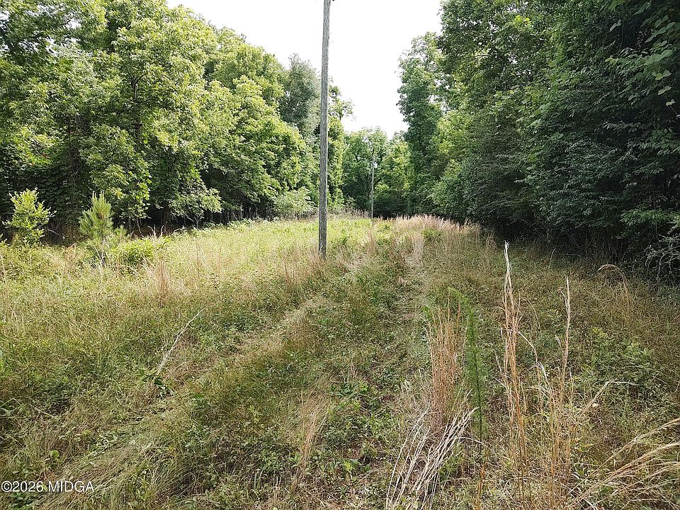 2nd image of 4400 Davis Rd