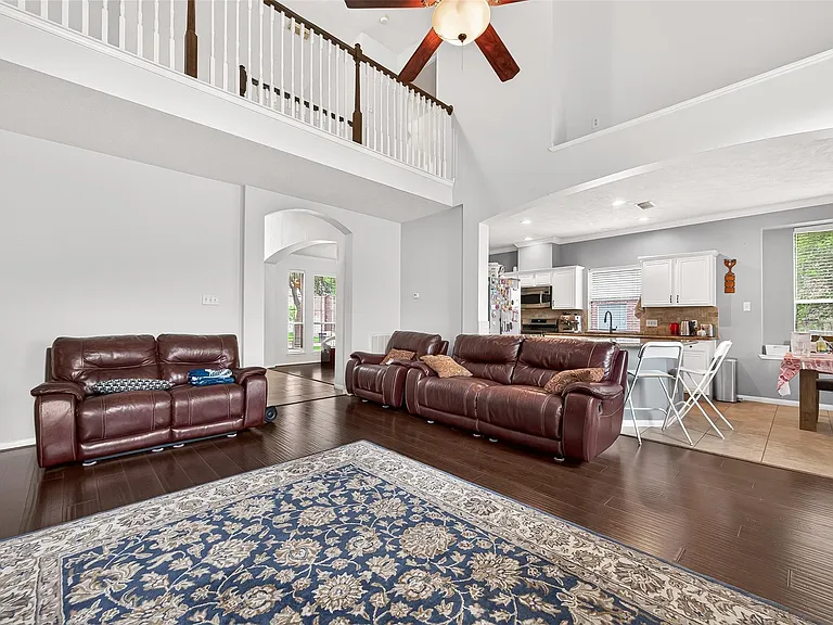 2910 Barton Meadow Ln — Photo 13