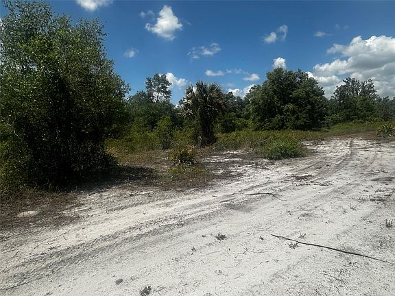 5th image of 18571 NW 284th Street