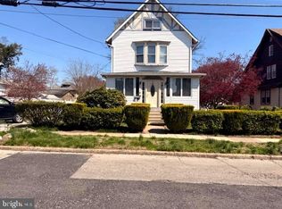 135 Hirst Ave, East Lansdowne, PA