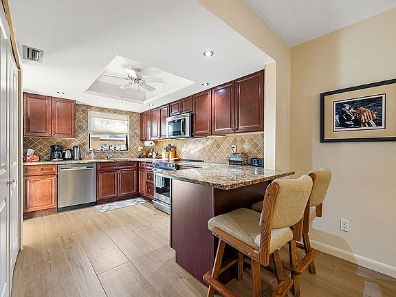3rd image of 15350 Moonraker Ct APT 305