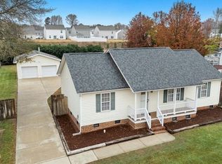 132 Yellow Stone Lane, Smithfield, NC 27577