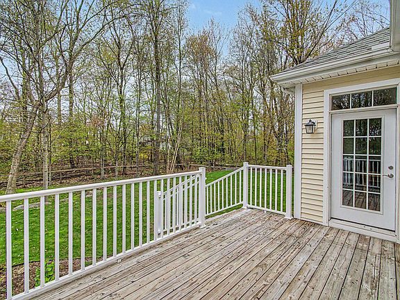 5th image of 107 Staniford Farms Road