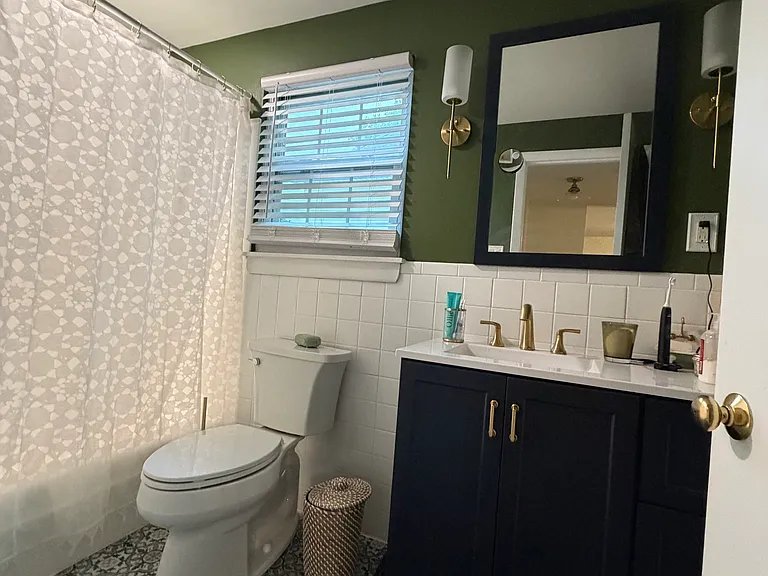 826 Linwood Ave #2 — Photo 6