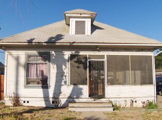 715 Encino Pl, Santa Paula, CA 93060