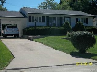 304 Malone Dr, Saint Louis, MO