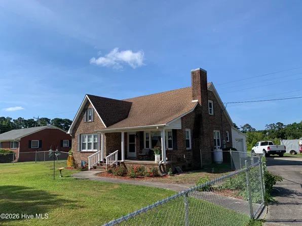 534 Gillikin Road, Beaufort, NC 28516
