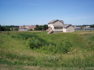 525 Terrace Rd NE, Saint Michael, MN 55376