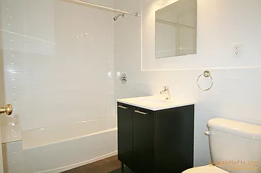 Rented by aptsandlofts.com