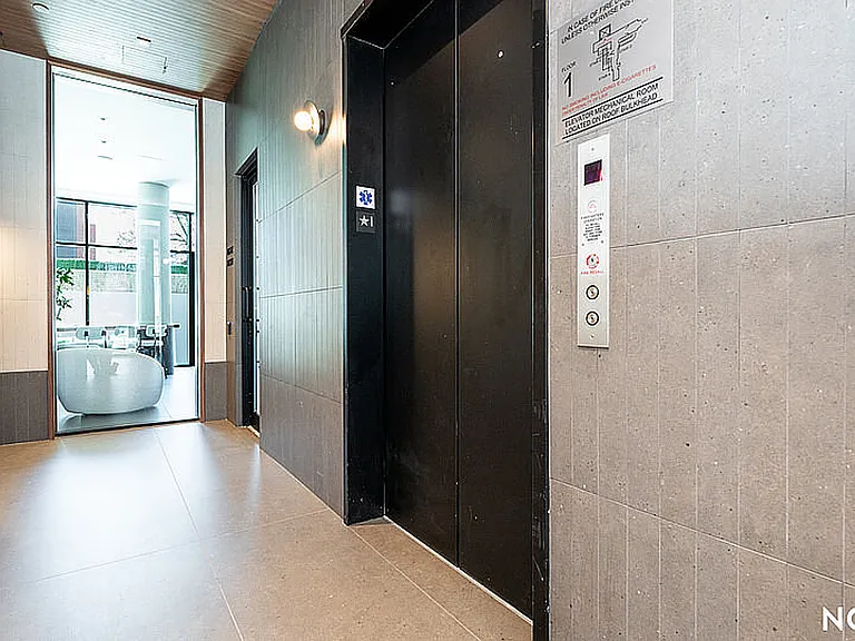 527 Grand Ave #806 — Photo 11