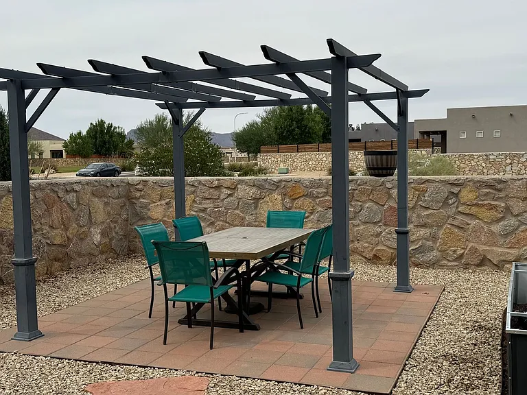 3575 Sierra Del Sol Ave — Photo 4