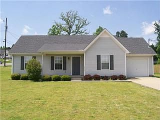 2nd image of 2040 Abingdon Dr