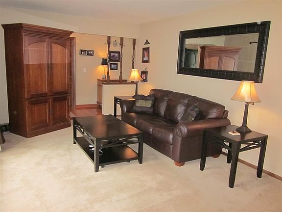 4th image of 813 Suffolk Dr