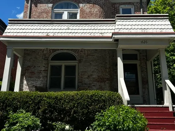 1626 Summit St, Kansas City, MO 64108