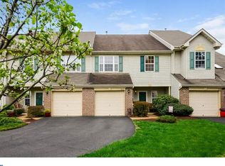 233 Deerfield Ct, New Hope, PA 18938
