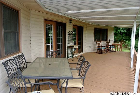 1st image of 52 Hamlet Dr