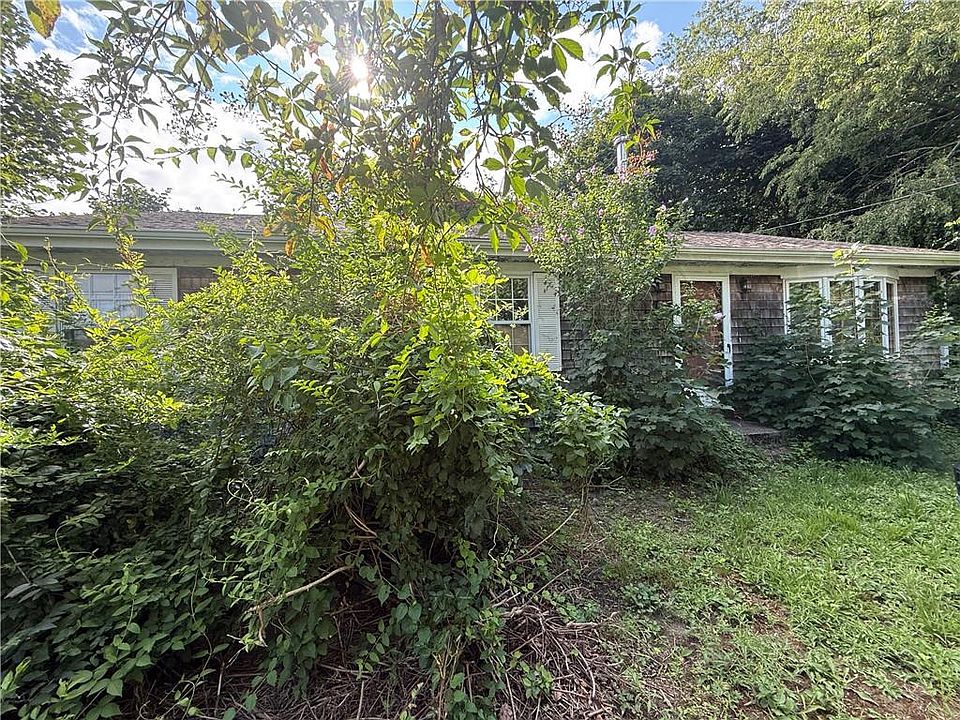 1st image of 54 Narragansett Blvd
