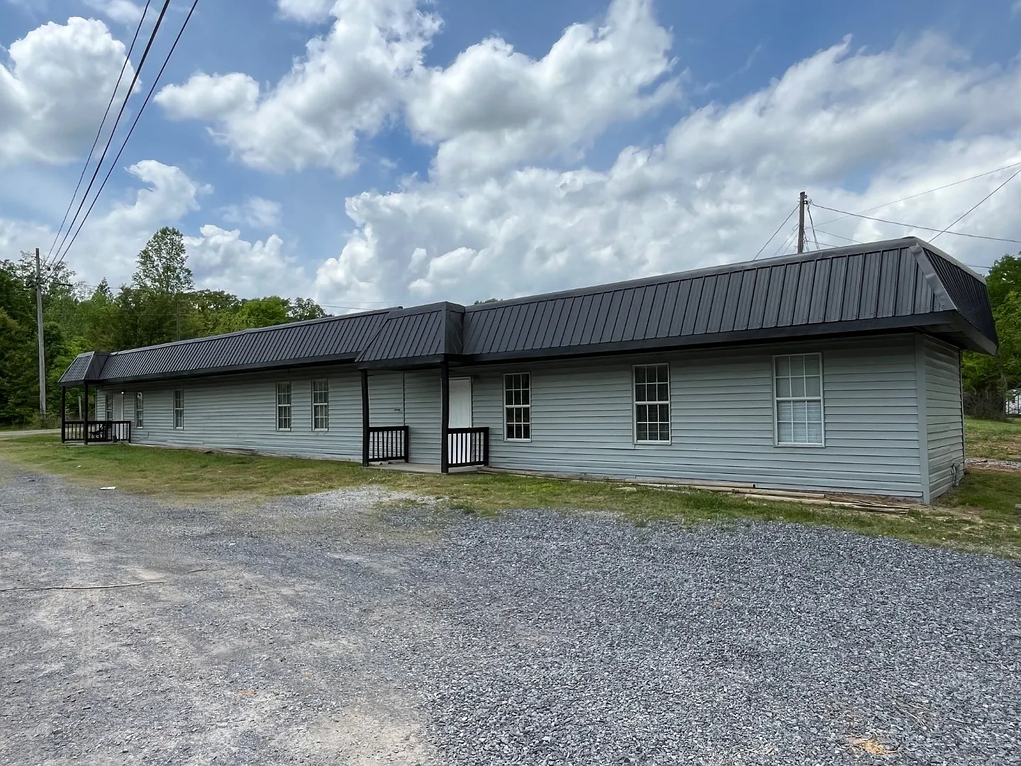 2032 Mill Creek Road - 2056 (Right Side Duplex) — Photo 4
