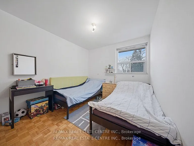 3577 Derry Rd E #207 — Photo 7