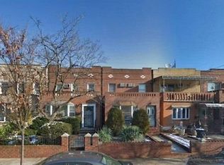 2111 23rd Ave, Astoria, NY 11105