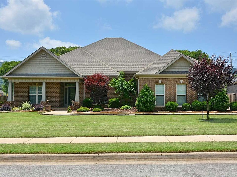 1st image of 7406 Parktrace Ln SE