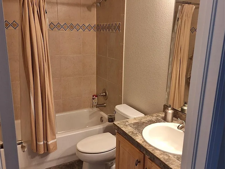 624 Green Ash St #G — Photo 21